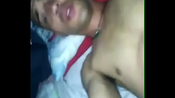 Rica follada a pelo con el albañil
